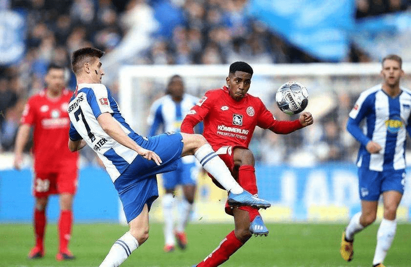 九游手游下载-拉齐奥今晚单刀错失，志在荷甲名次提升，信心回归，高层口径保持一致的简单介绍